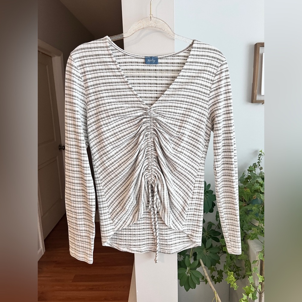 NEELY Cinched Striped Long Sleeve V-Neck Top
